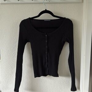 Brandy Melville Black Long-sleeve Button Shirt (Black ONE SIZE)
